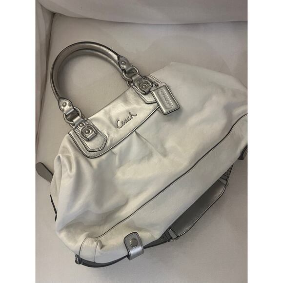 Coach Ashley Leather Satchel,  F15445 model in white and silver - Picture 1 of 9